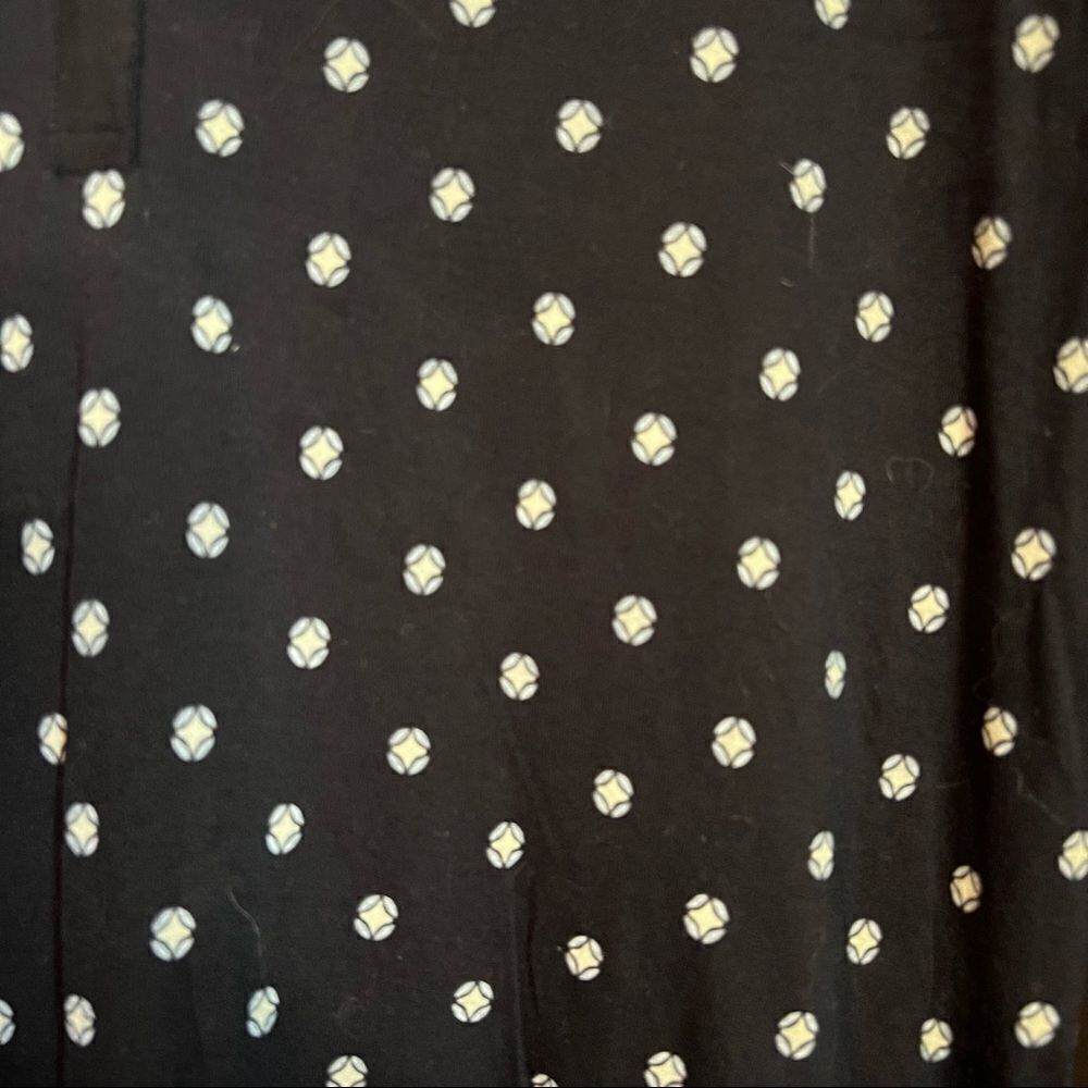 3 for $30! Old navy patterned blouse - Picture 5 of 10